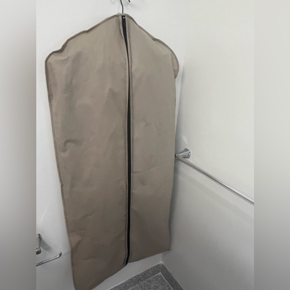 Quilted Burberry Jacket - image 5